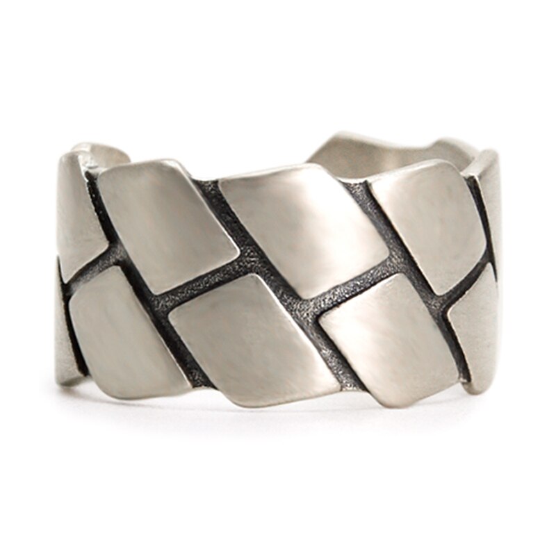 Serpent Scale Ring in 925 Silver 1 Serpent Scale Ring in 925 Silver